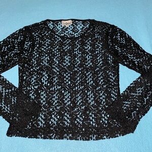 TO THE MAX floral crocheted long sleeve stretchy top size M